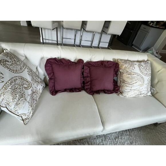 Bed Bath and Beyond out of stock dark pink pillows 12 x 12 EUC country cottage - Picture 5 of 6